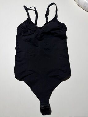 Seamless Tummy Control Thong Shape-wear Women’s Bodysuit in Black - Size L/XL